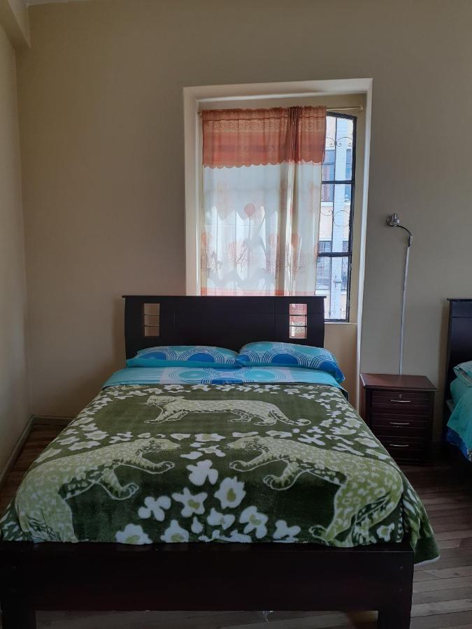 Hostal Mediodia Quito Ngoại thất bức ảnh