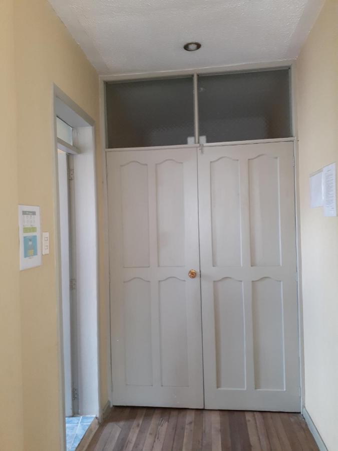 Hostal Mediodia Quito Ngoại thất bức ảnh