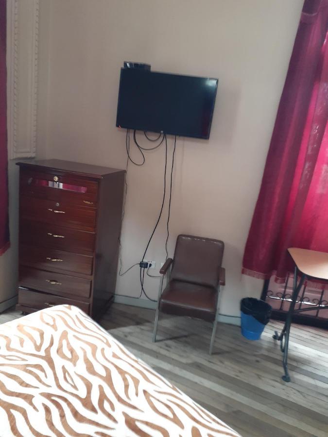 Hostal Mediodia Quito Ngoại thất bức ảnh