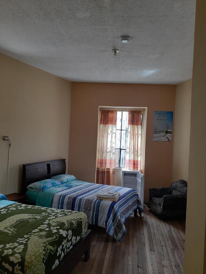 Hostal Mediodia Quito Ngoại thất bức ảnh