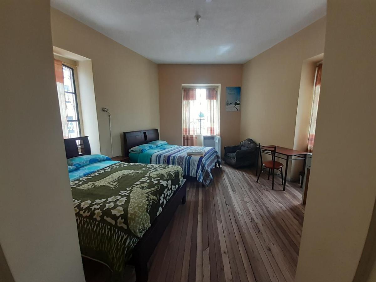Hostal Mediodia Quito Ngoại thất bức ảnh
